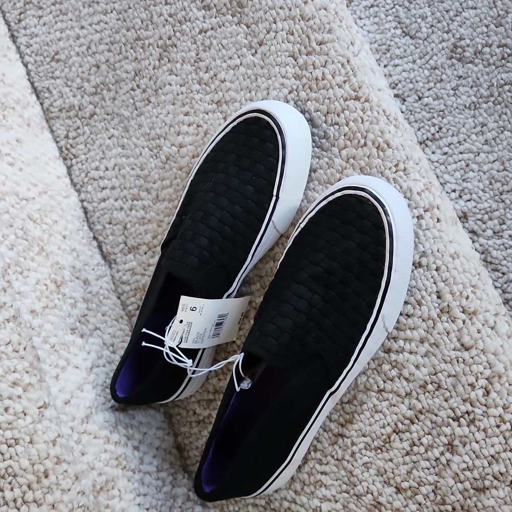 BONGO ladies canvas slip-on sneaker